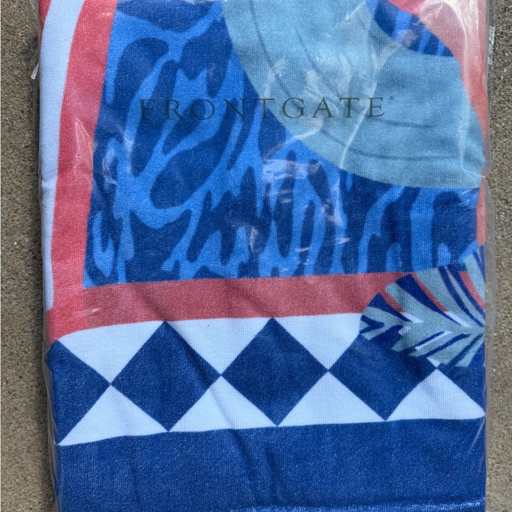 Frontgate Beach Towel - 40” x 72” - NWT - Picture 5 of 12